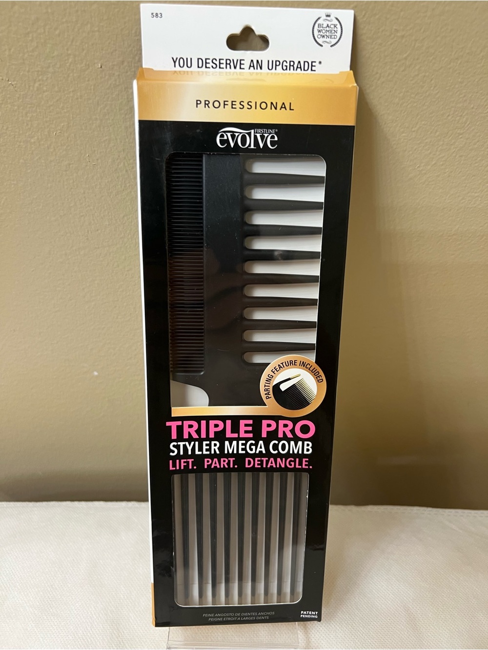REVOLVE Triple Pro Styler Mega Comb NWT